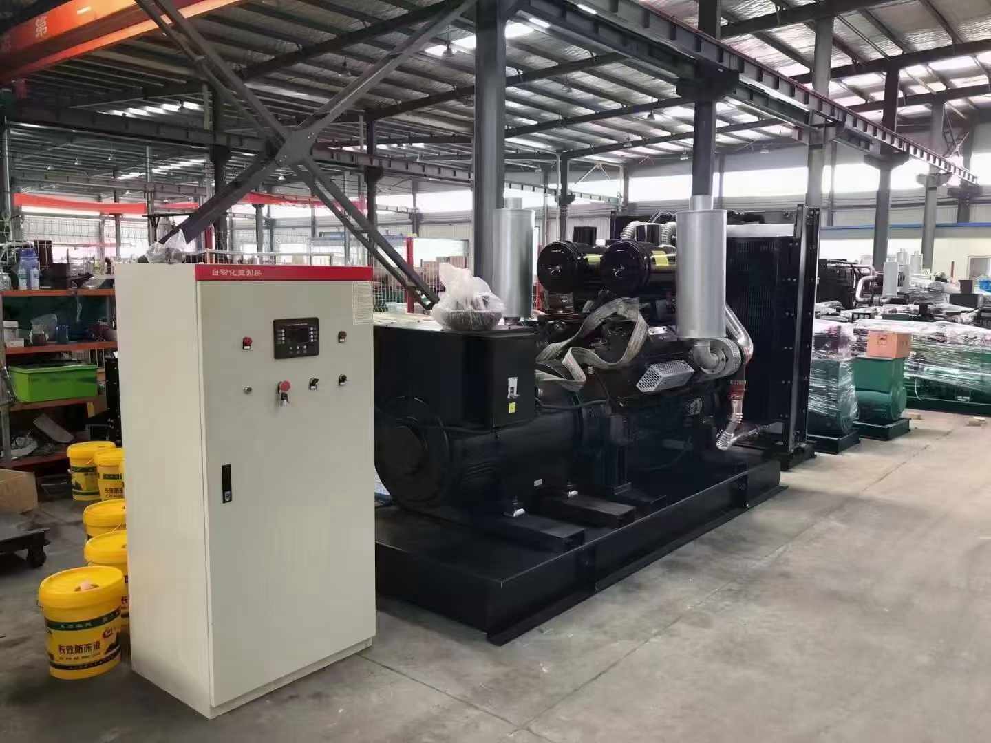 灯塔柴油发电机运行时的噪音和振动水平如何?